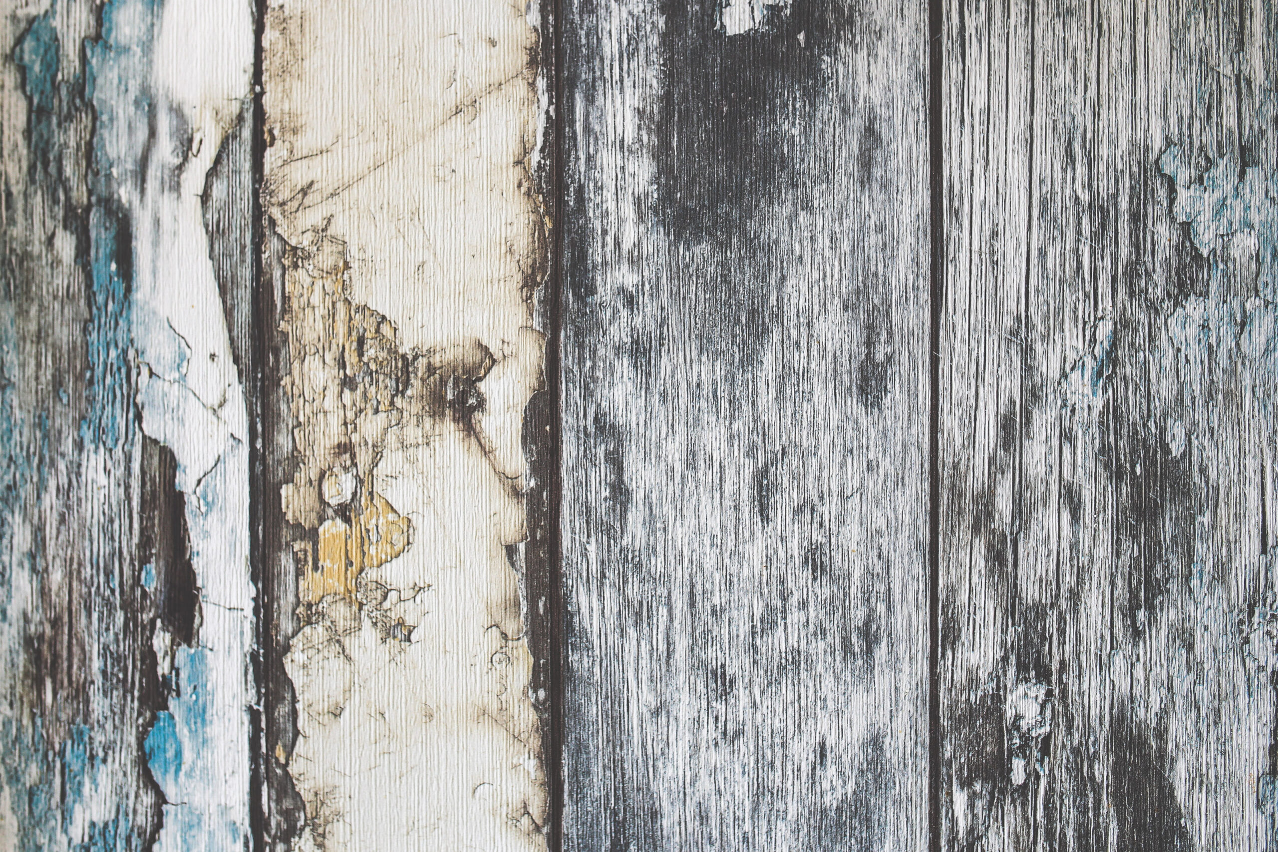 kaboompics.com_Old_Wooden_Boards