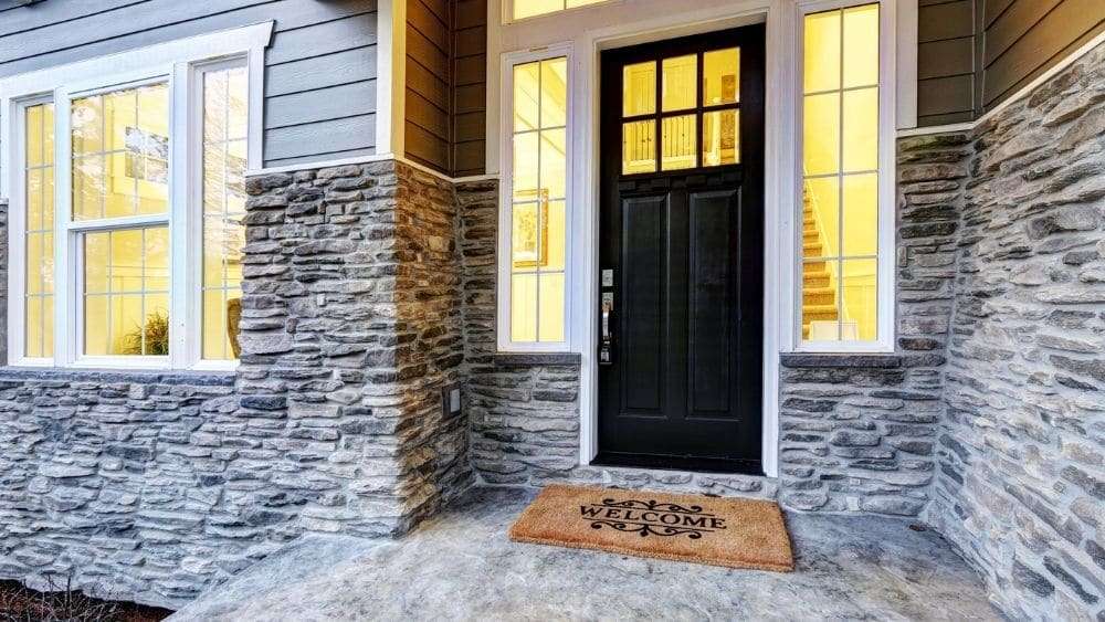 stone-siding-entryway
